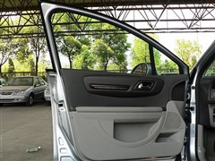 2006款 2.0L 手动尊贵型