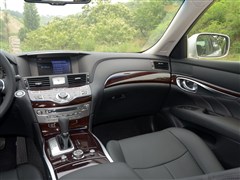 2012款 M25L 雅致版