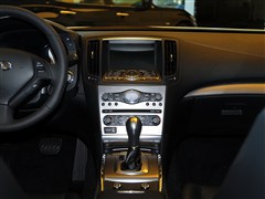 2013款 G25 Sedan 豪华运动版