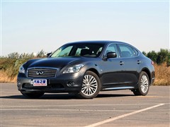 英菲尼迪Q70L