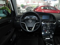 2012款 1.5T 手动两驱运动型