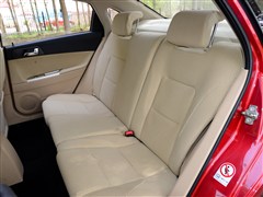 2013款 1.5L 手动豪华型