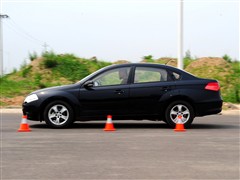 2009款 1.5L 手动豪华型