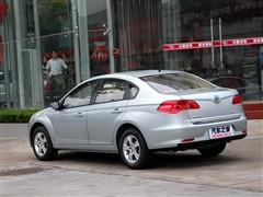 2009款 1.5L 手动精英型