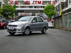 2011款 1.3L 手动精英型