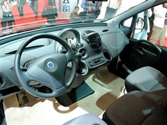 2010款 1.6L 汽油标准型5座