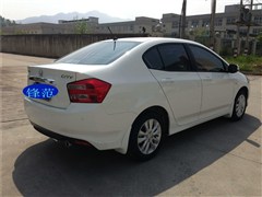 2012款 1.5L 自动旗舰版