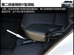 2013款 1.8L 自动舒适版 6座