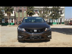 2013款 1.8L 自动舒适版 6座