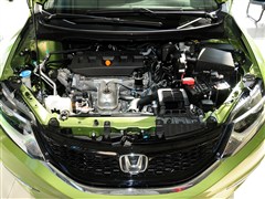 2013款 1.8L 自动舒适版 6座