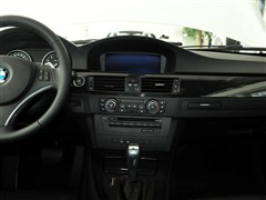 2011款 330i双门轿跑车