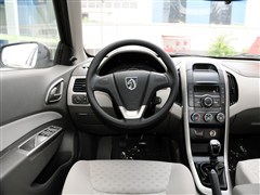 2012款 1.5L DVVT手动标准型