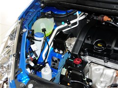 2012款 两厢 1.6L 手动舒适版