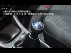 2013款 CROSS 1.6L 手动品乐型