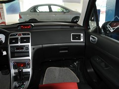 2010款 两厢 1.6L 自动豪华版
