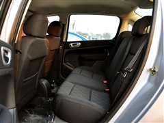 2010款 三厢 1.6L 自动舒适版