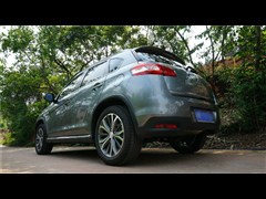 2013款 2.0L 两驱时尚型