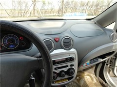 2010款 1.0L 手动舒适型