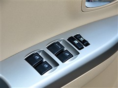 2012款 1.5L 手动豪华型