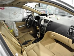 2012款 1.5T 手动精英型