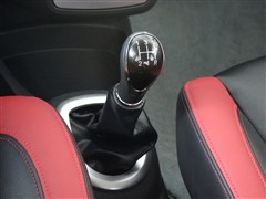 2013款 1.5L 手动都市型