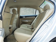 2012款 1.5T 手动豪华型