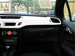 2012款 1.6L 时尚版