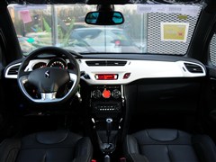 2012款 1.6L 风尚版