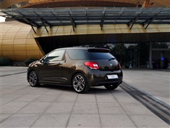 2012款 1.6L 至尊版