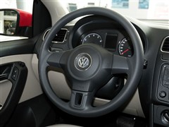 2013款 1.6L 自动舒适版