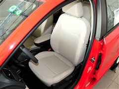 2013款 1.6L 自动舒适版