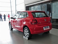 2013款 1.6L 自动舒适版