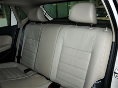 2013款 1.6L 自动豪华版