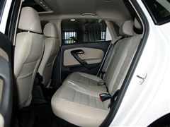 2013款 1.6L 自动豪华版