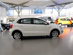 2013款 1.6L 自动豪华版