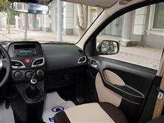 2009款 1.3L 两驱舒适型