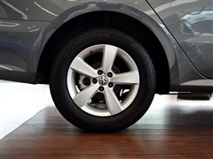 2013款 1.6L 手动风尚版