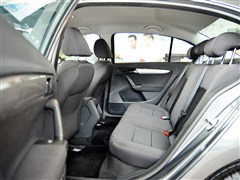 2013款 1.6L 手动风尚版