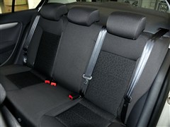 2013款 1.6L 自动风尚版