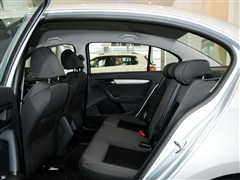 2013款 1.6L 自动风尚版