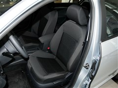 2013款 1.6L 自动风尚版