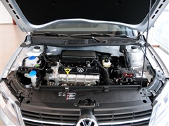 2013款 1.6L 自动风尚版