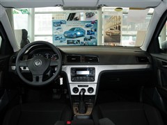 2013款 1.6L 自动风尚版