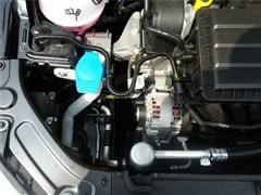 2013款 1.6L 自动风尚版