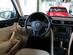 2013款 1.8TSI DSG尊荣版