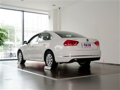 2014款 1.8TSI DSG尊荣导航版