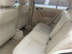 2009款 2.0L 自动品悠版