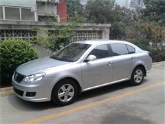 2011款 1.6L 自动品悠版
