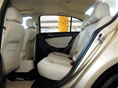 2011款 1.6L 自动品雅版