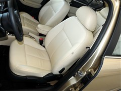 2011款 1.6L 自动品雅版